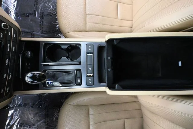 2015 Hyundai Genesis Base - Photo 38
