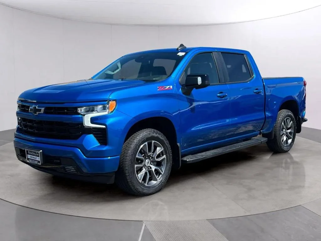 2022 Chevrolet Silverado 1500 RST - Photo 2