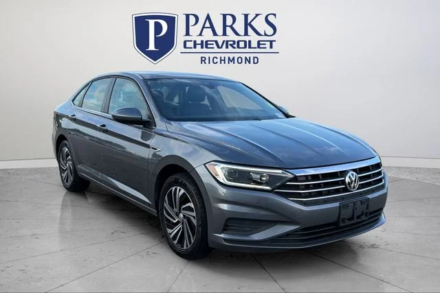 Used 2020 Gray Volkswagen SEL image 1