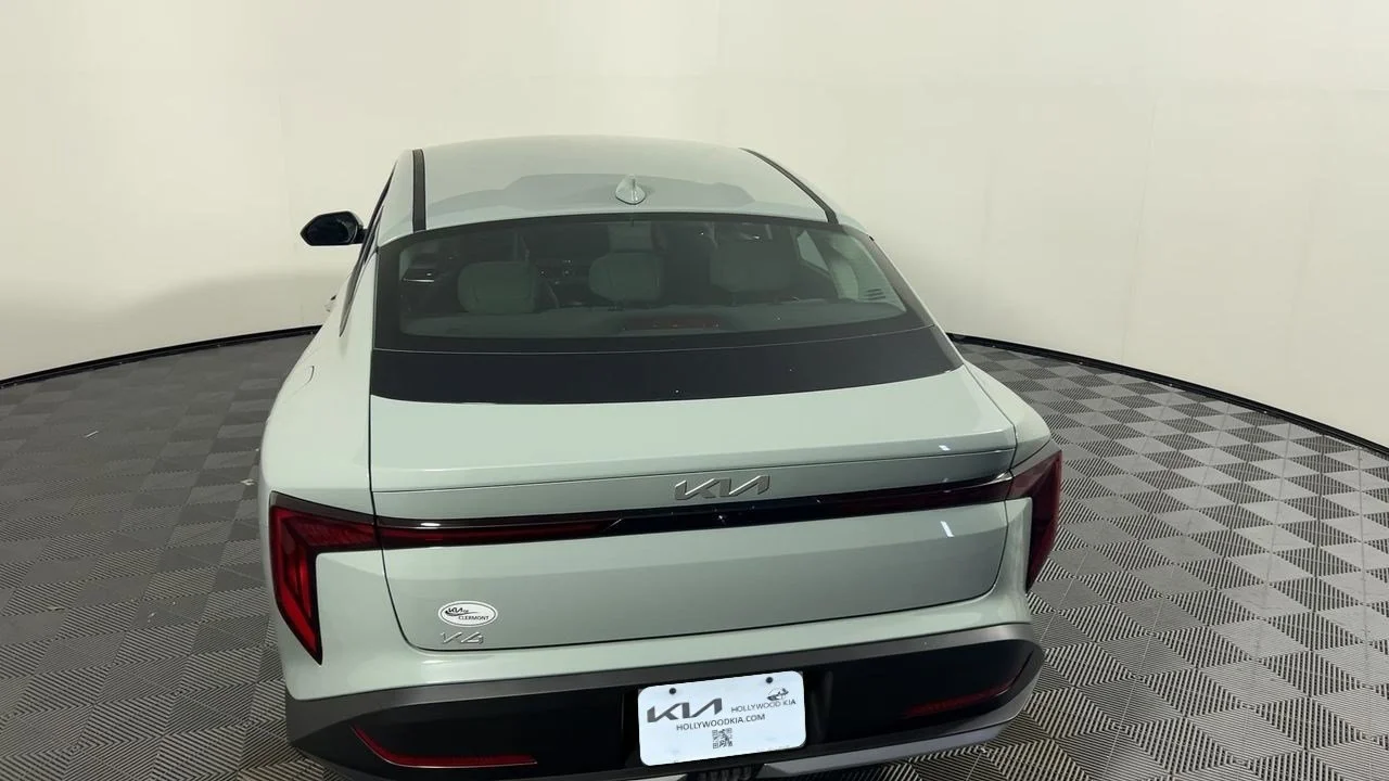 New 2026 Morning Haze Kia EX image 4