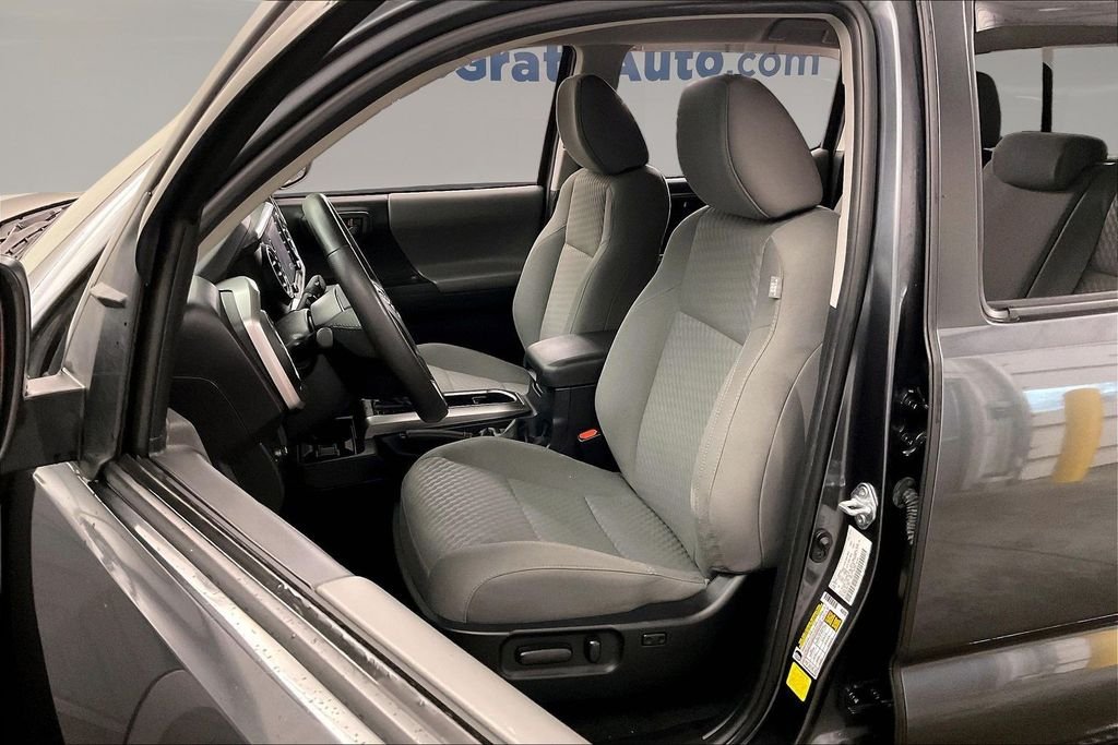 Used 2022 Gray Toyota SR5 image 30