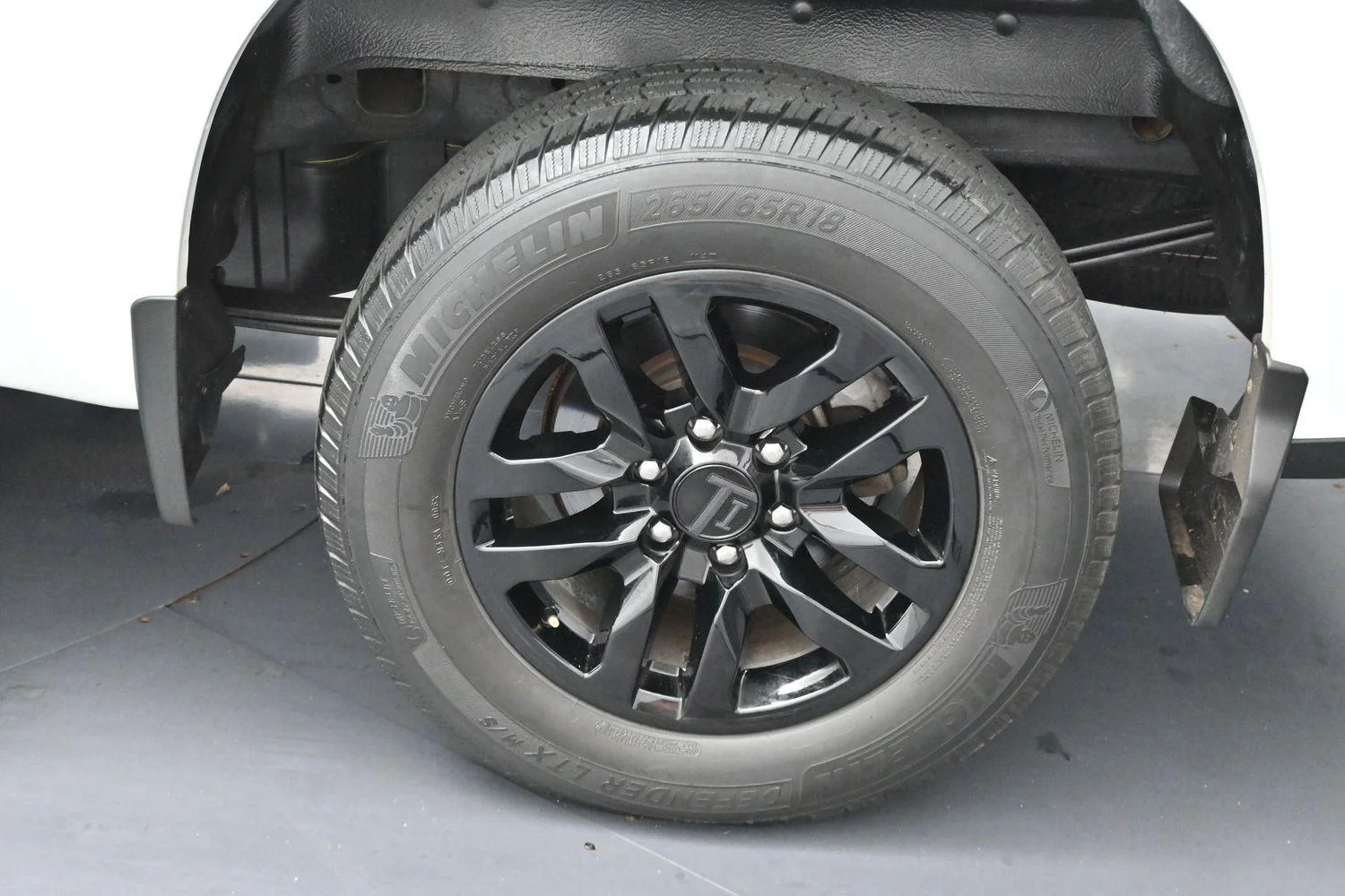 Used 2020 Summit White Chevrolet RST image 35