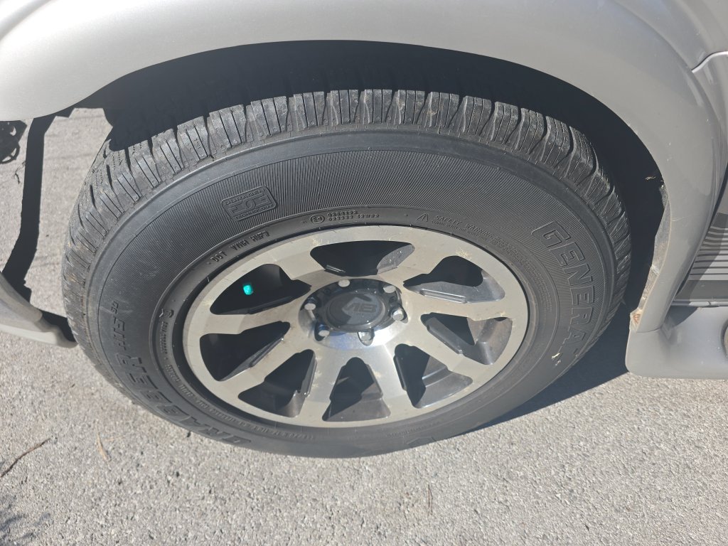 Used 2009 Silver Chevrolet Upfitter image 10