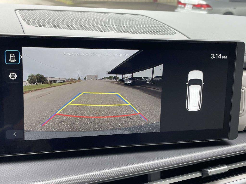 New 2027 Gray Hyundai SE FWD image 27