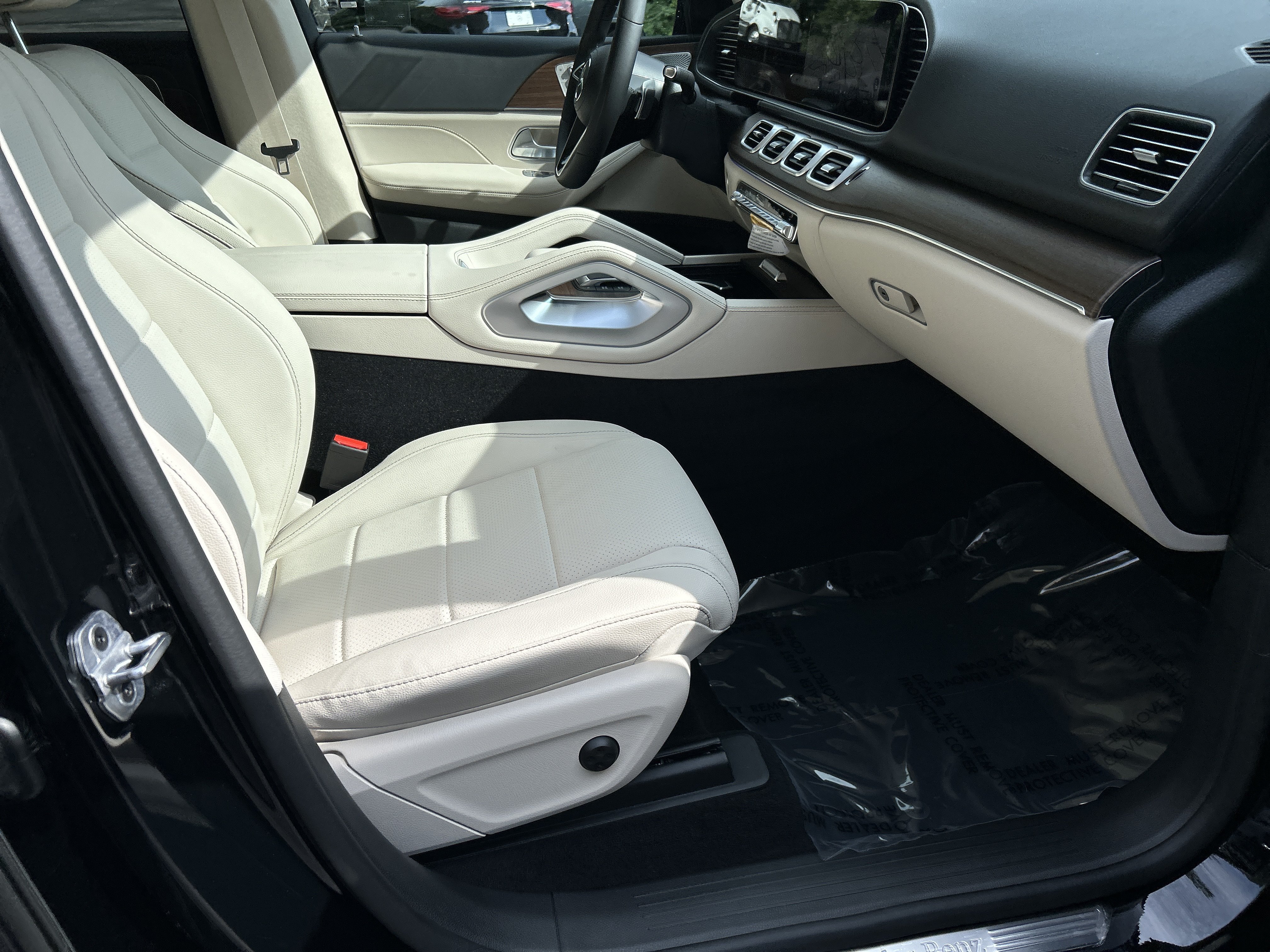 New 2026 Black Mercedes-Benz GLE 350 SUV image 43