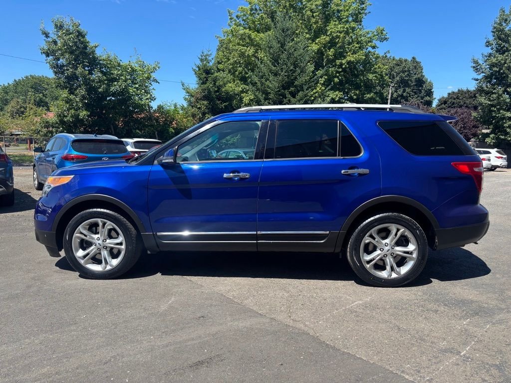 Used 2014 Blue Metallic Ford Limited image 11