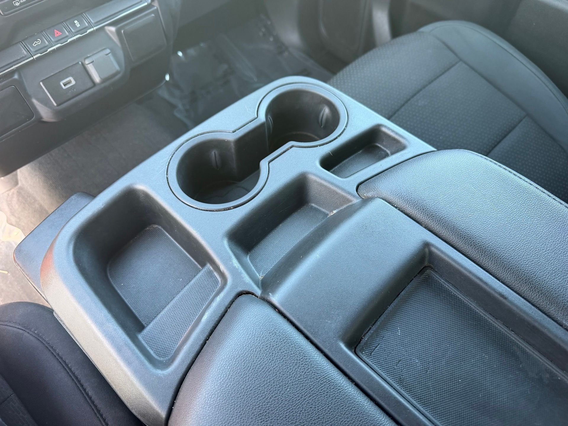 Used 2019 White Chevrolet Custom image 18
