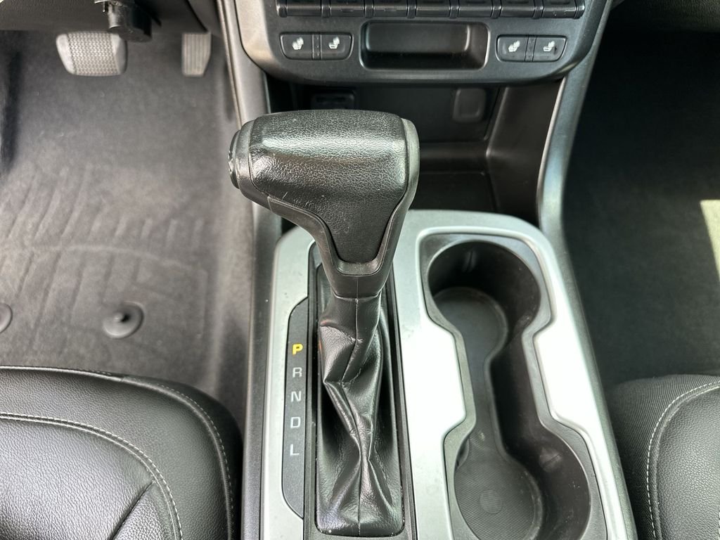Used 2019 SILVER ICE METALLIC Chevrolet 4WD ZR2 image 16