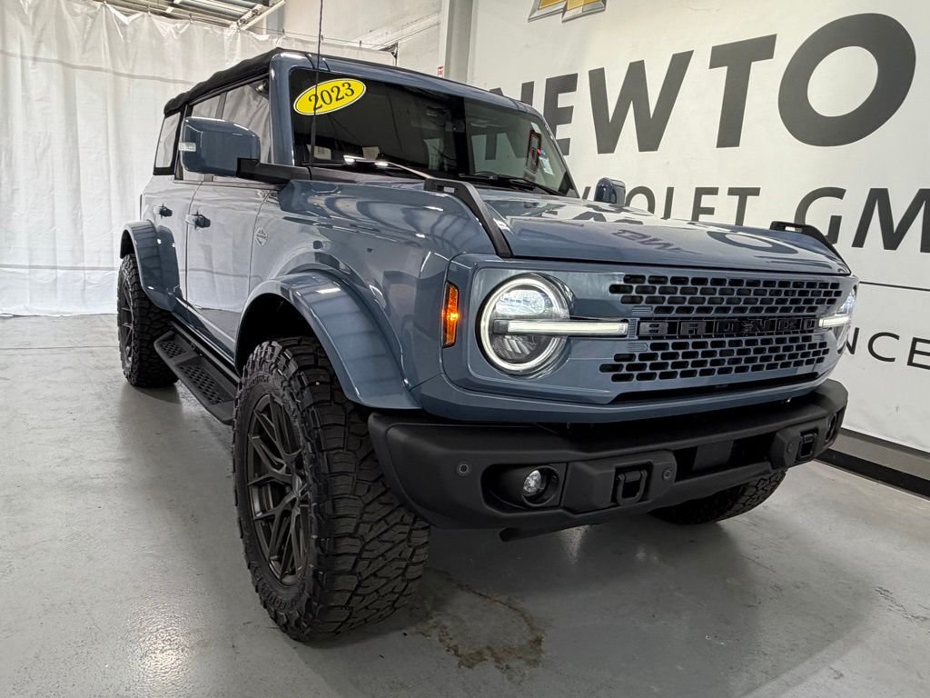 Used 2023 Gray Ford Wildtrak image 43