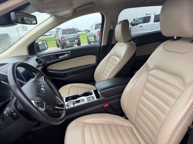 Used 2024 Green Metallic Ford SEL image 16