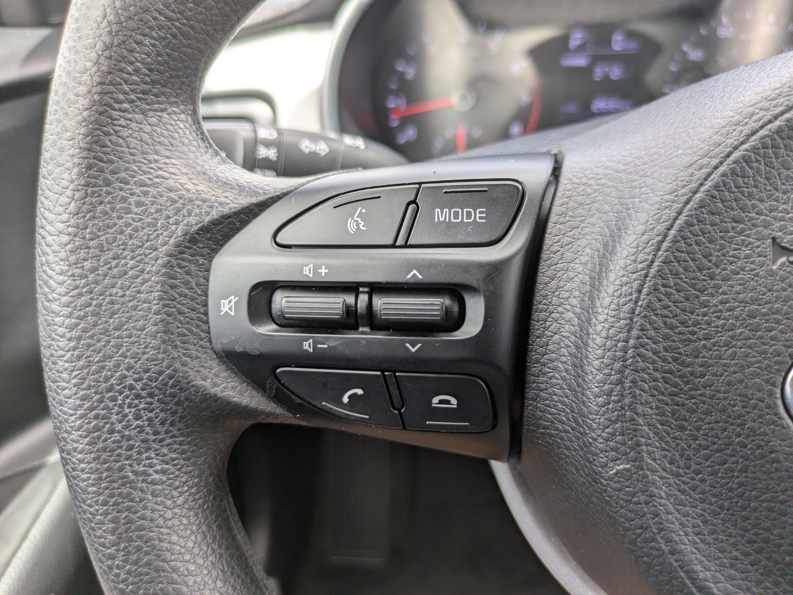 Certified Used 2021 Silky Silver Kia S image 30