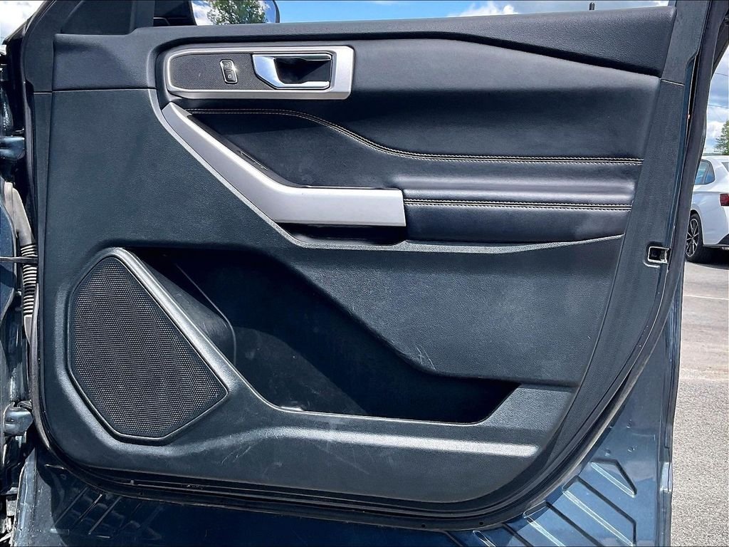 Used 2024 Stone Blue Metallic Ford XLT image 11