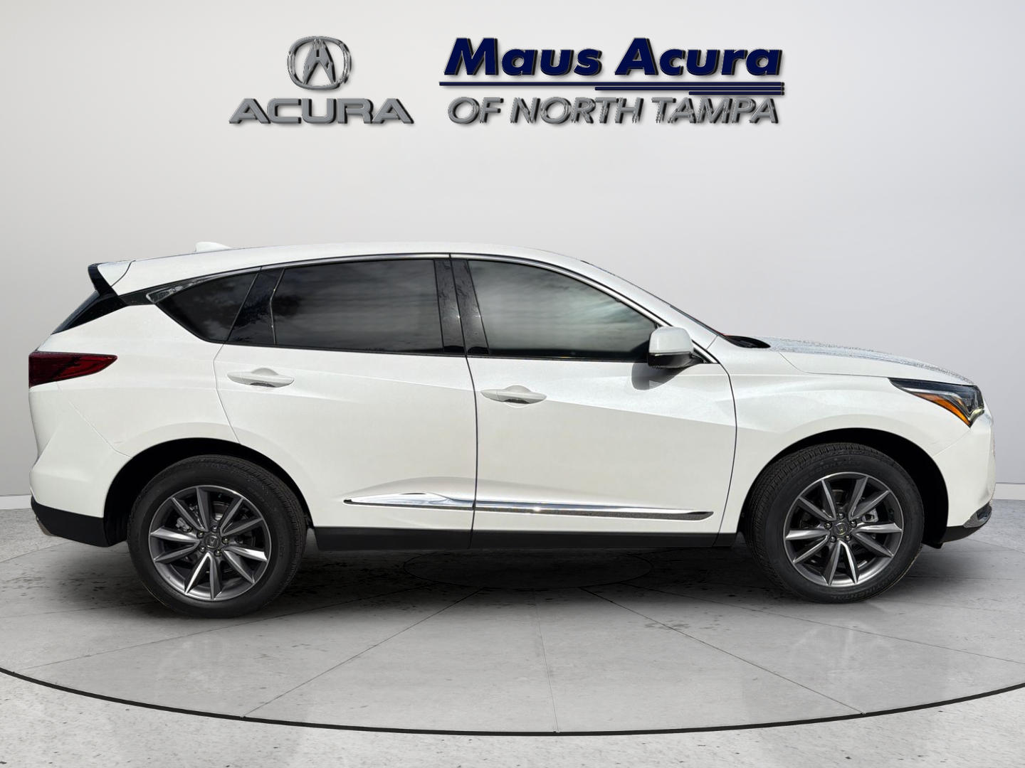 Used 2023 Platinum White Pearl Acura Technology Package image 3