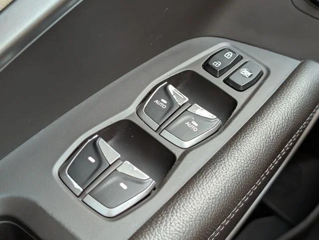 Used 2017 Espresso Hyundai SE image 19