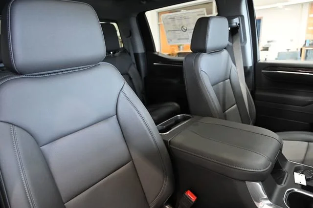 2026 Chevrolet Silverado 1500 LTZ - Photo 9