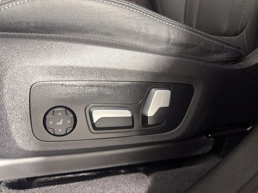 Certified Used 2023 Jet Black BMW xDrive30i image 25