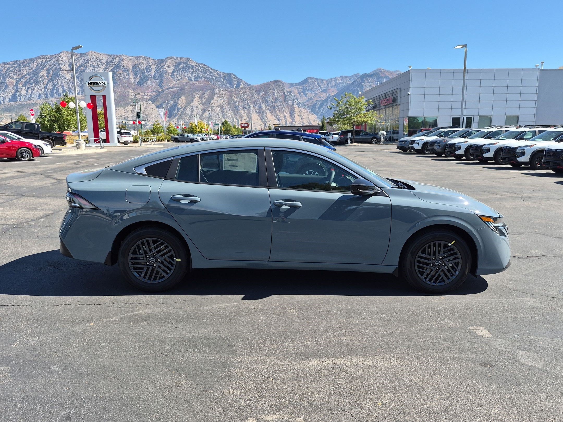 New 2027 Atlantic Gray Metallic Nissan SV image 2