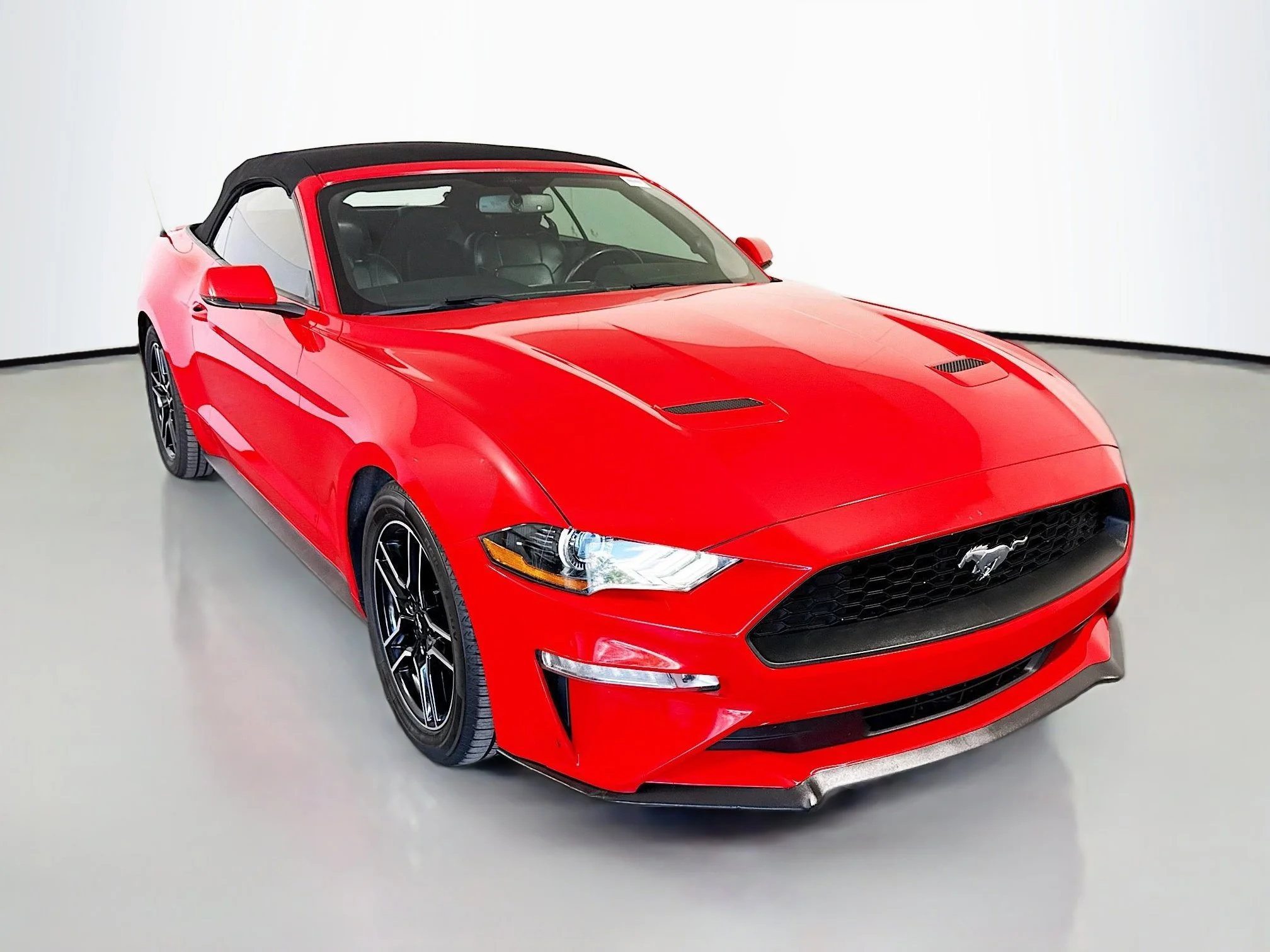 2020 Ford Mustang EcoBoost Premium Convertible's photo