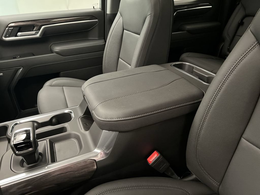 2026 Chevrolet Silverado 1500 LTZ - Photo 20