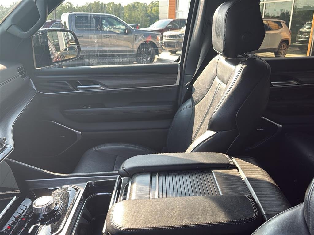 Used 2024 Velvet Red Pearlcoat Jeep Series II image 15