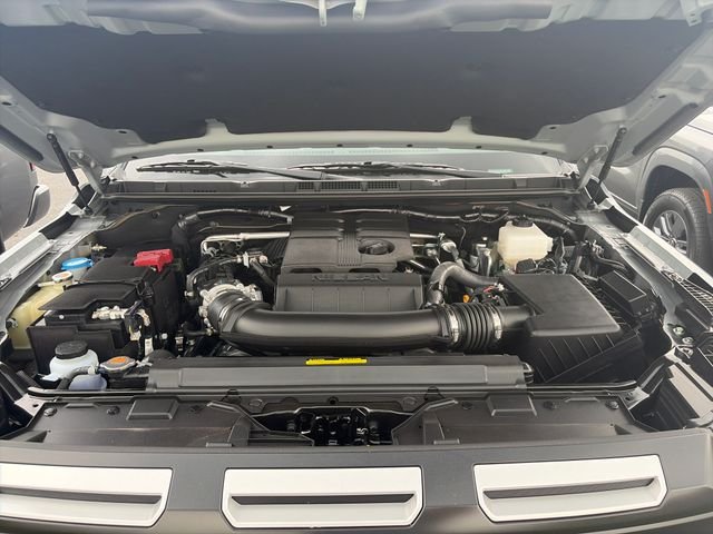 New 2026 Boulder Gray Pearl Nissan Crew Cab PRO-4X® image 28