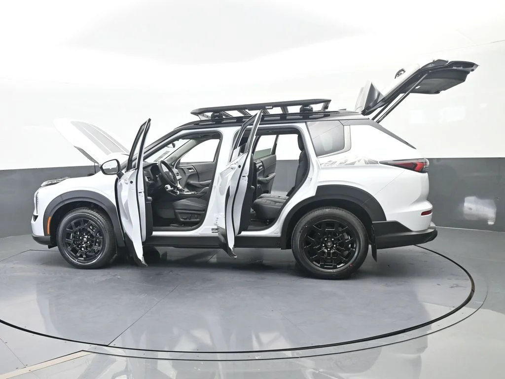 New 2026  Mitsubishi Trail Edition image 76