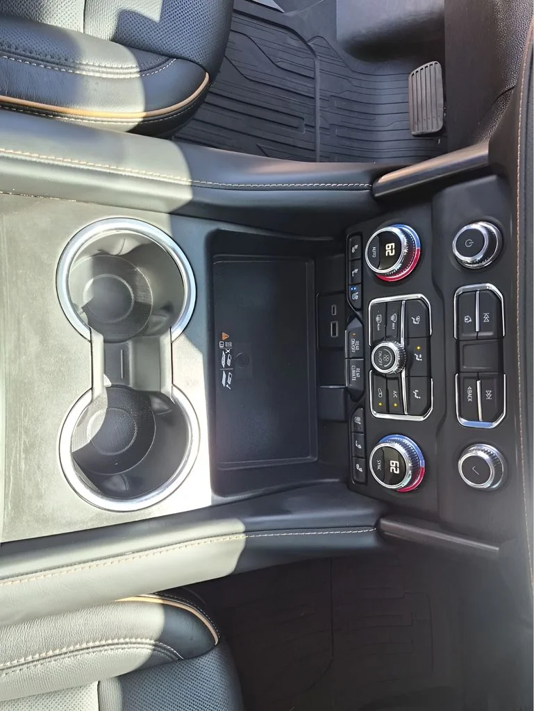 Used 2024 Silver GMC AT4 image 46