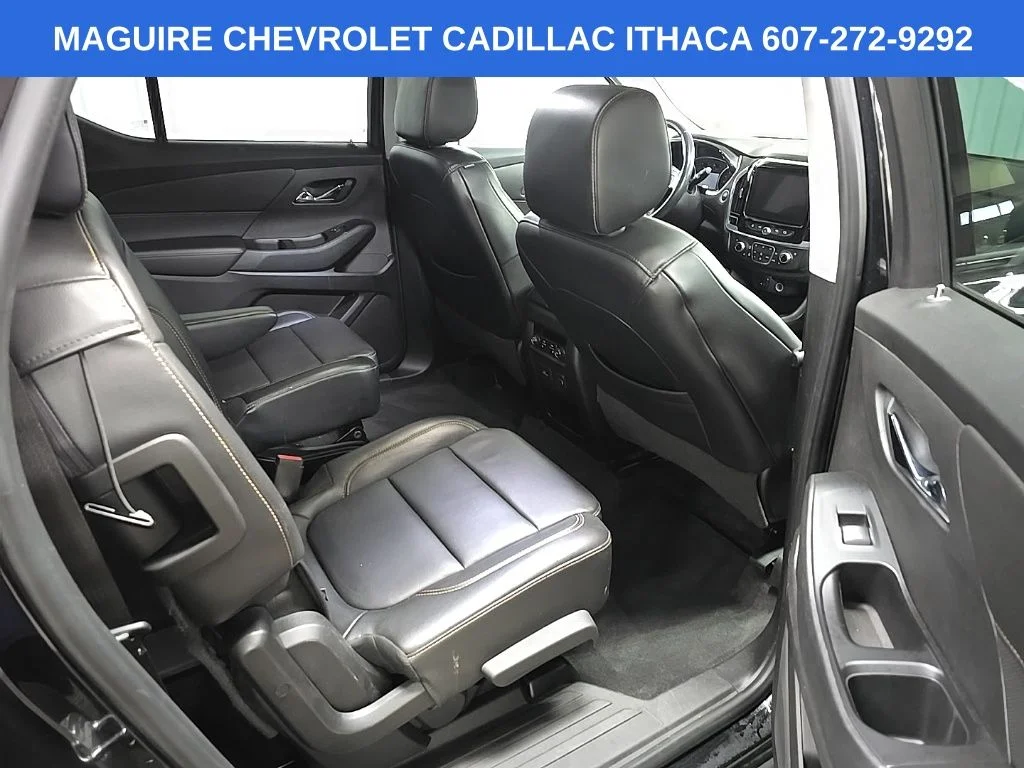 Used 2019 Black Chevrolet Premier image 18