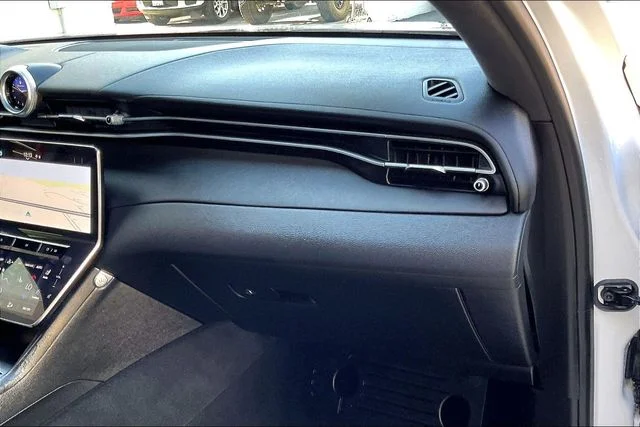 Used 2024  Maserati GT image 16
