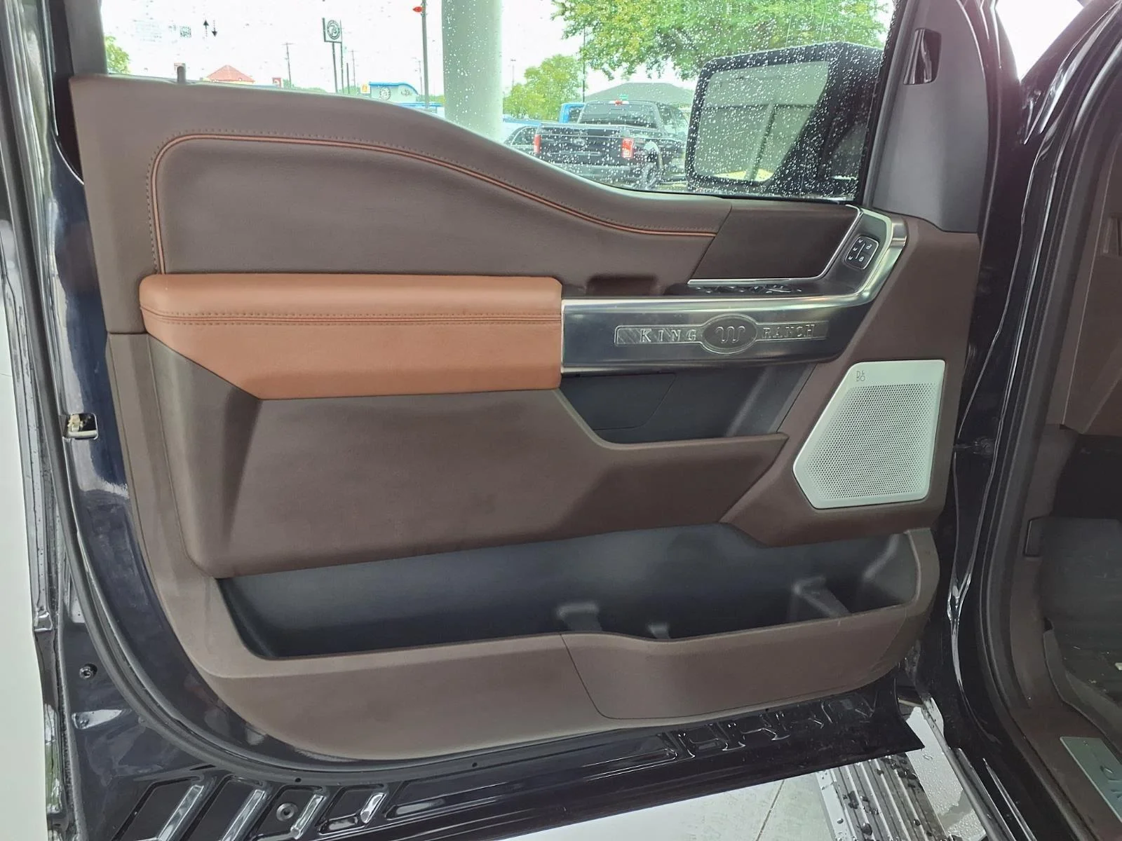 Used 2026 Antimatter Blue Metallic Ford King Ranch image 30
