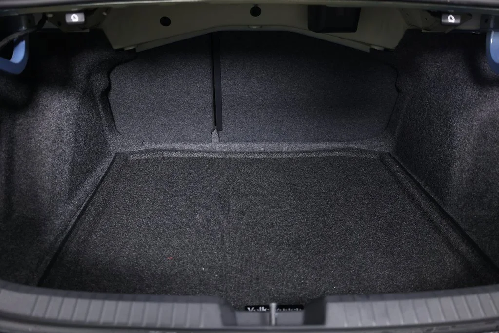 2025 Volkswagen Jetta SE - Photo 16