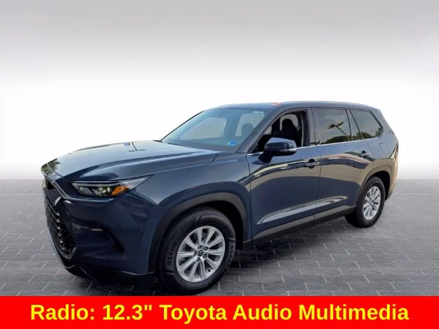 Used 2024 White Toyota XLE image 4