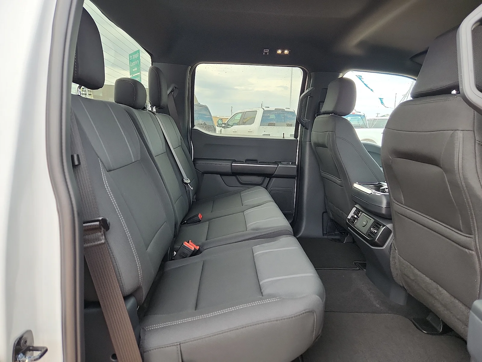New 2026 Oxford White Ford STX image 19