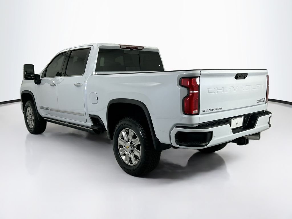Used 2026 Polar White Chevrolet High Country image 7