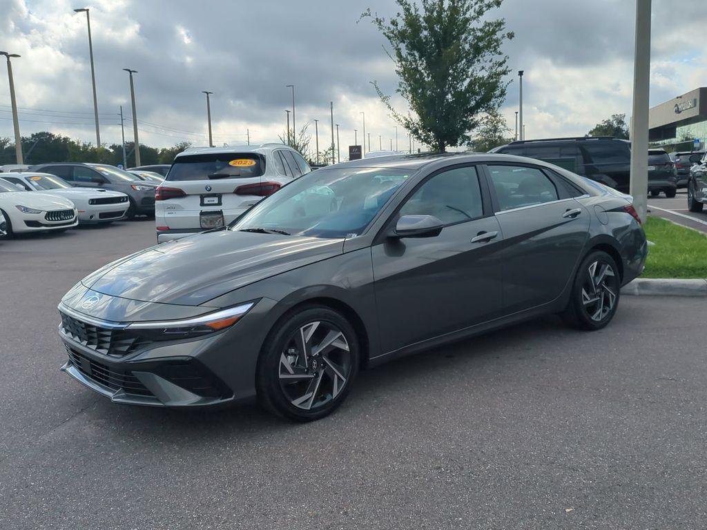 New 2026 Gray Hyundai Limited image 9