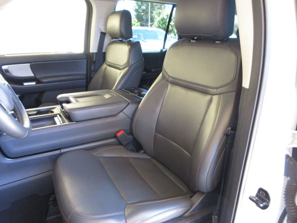 Certified Used 2025 Oxford White Ford Active image 11