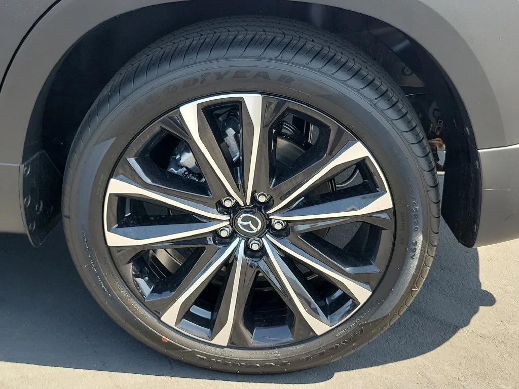 New 2026 Wind Chill Pearl Mazda 2.5 S Premium AWD image 25