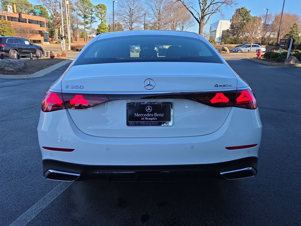New 2026 Polar White Mercedes-Benz E 350 image 4