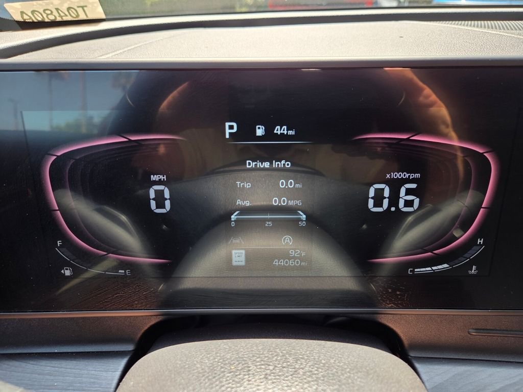 Used 2023 Black Kia X-Line image 31