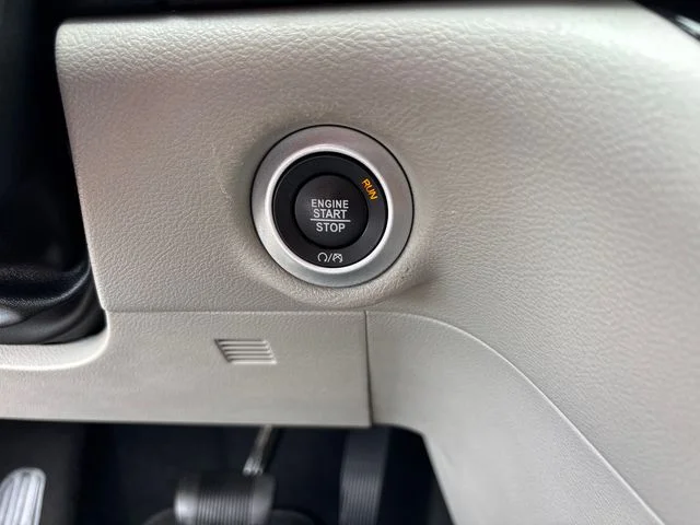 Used 2024 Silver Chrysler Touring L image 18