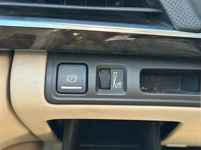 Used 2017 Gray Cadillac 3.6L image 25