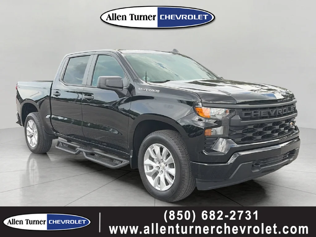 Used 2022 Black Chevrolet Custom image 1