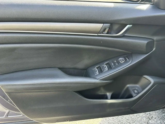 2020 Honda Accord LX - Photo 16