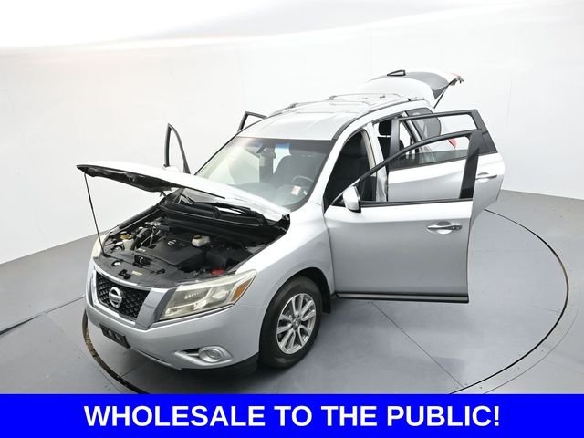 Used 2014 Silver Nissan SV image 46
