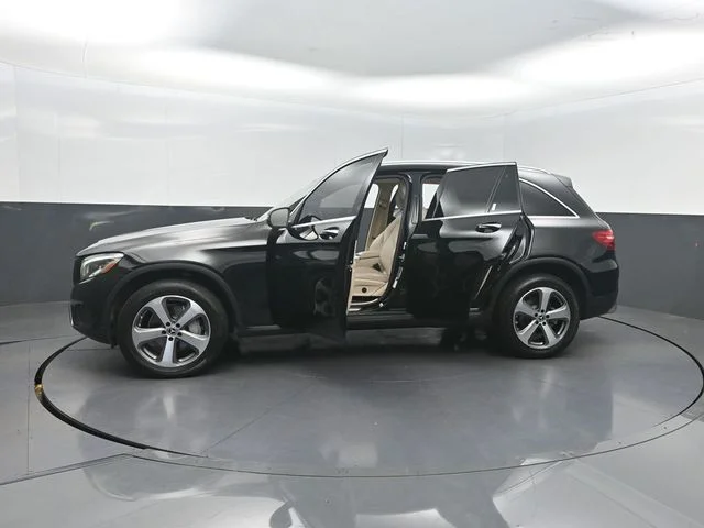 Used 2019 Black Mercedes-Benz GLC 300 image 34