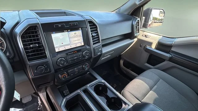 Used 2018 Red Ford XLT image 26