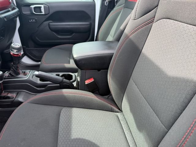 Used 2023 White Jeep Rubicon image 13