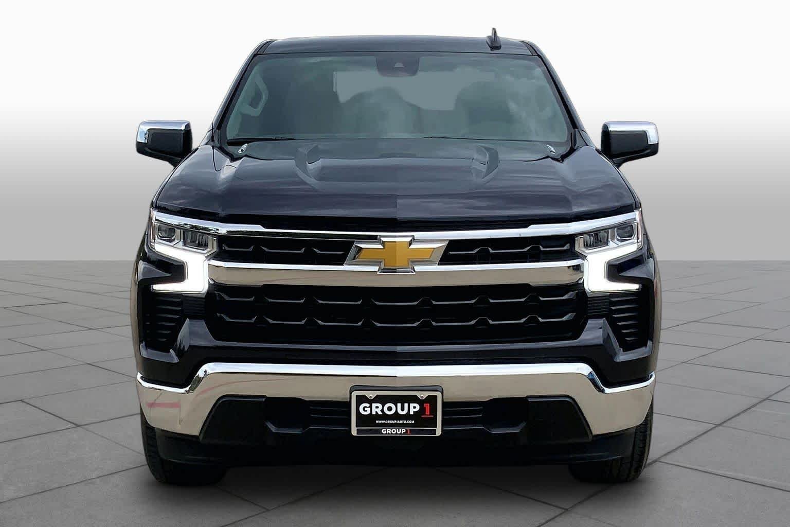 Used 2024 Dark Ash Metallic Chevrolet LT image 4