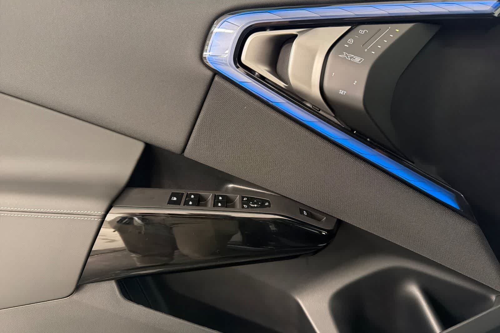 New 2026 Arctic Race Blue Metallic BMW 30 xDrive image 12