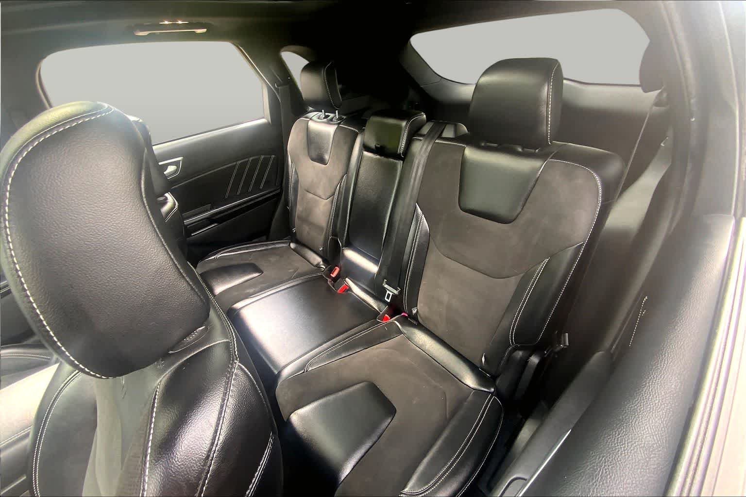 Used 2021 Iconic Silver Ford ST image 19